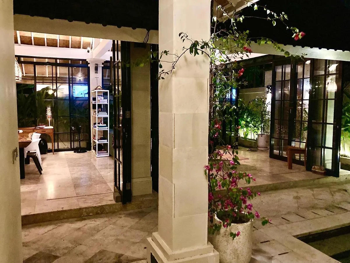 סמיניאק Villa La Playa