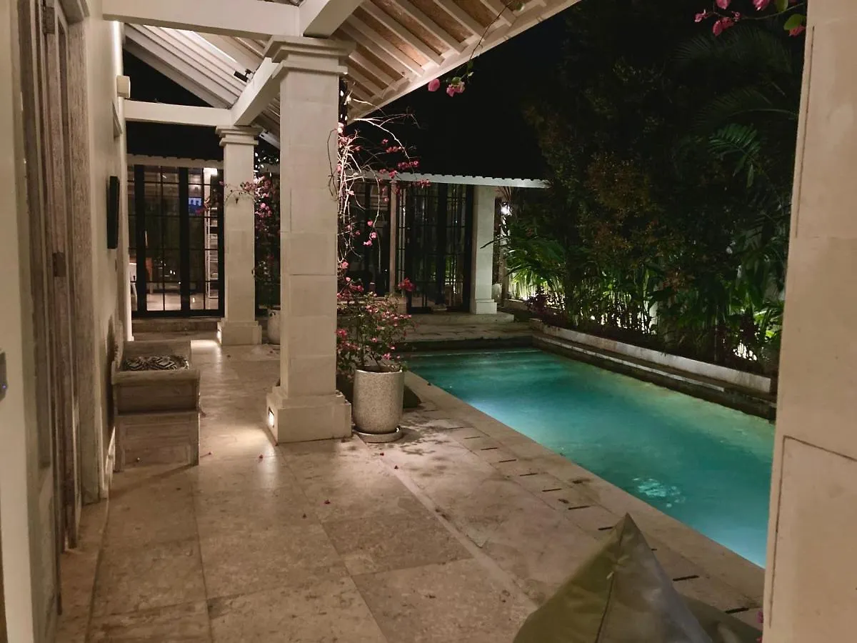 סמיניאק Villa La Playa אינדונזיה